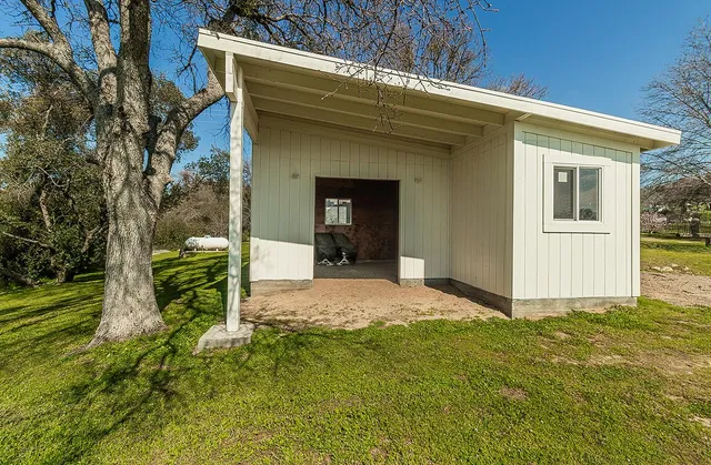 $589,000 | 29039 Auberry Road, Prather, CA 93651
