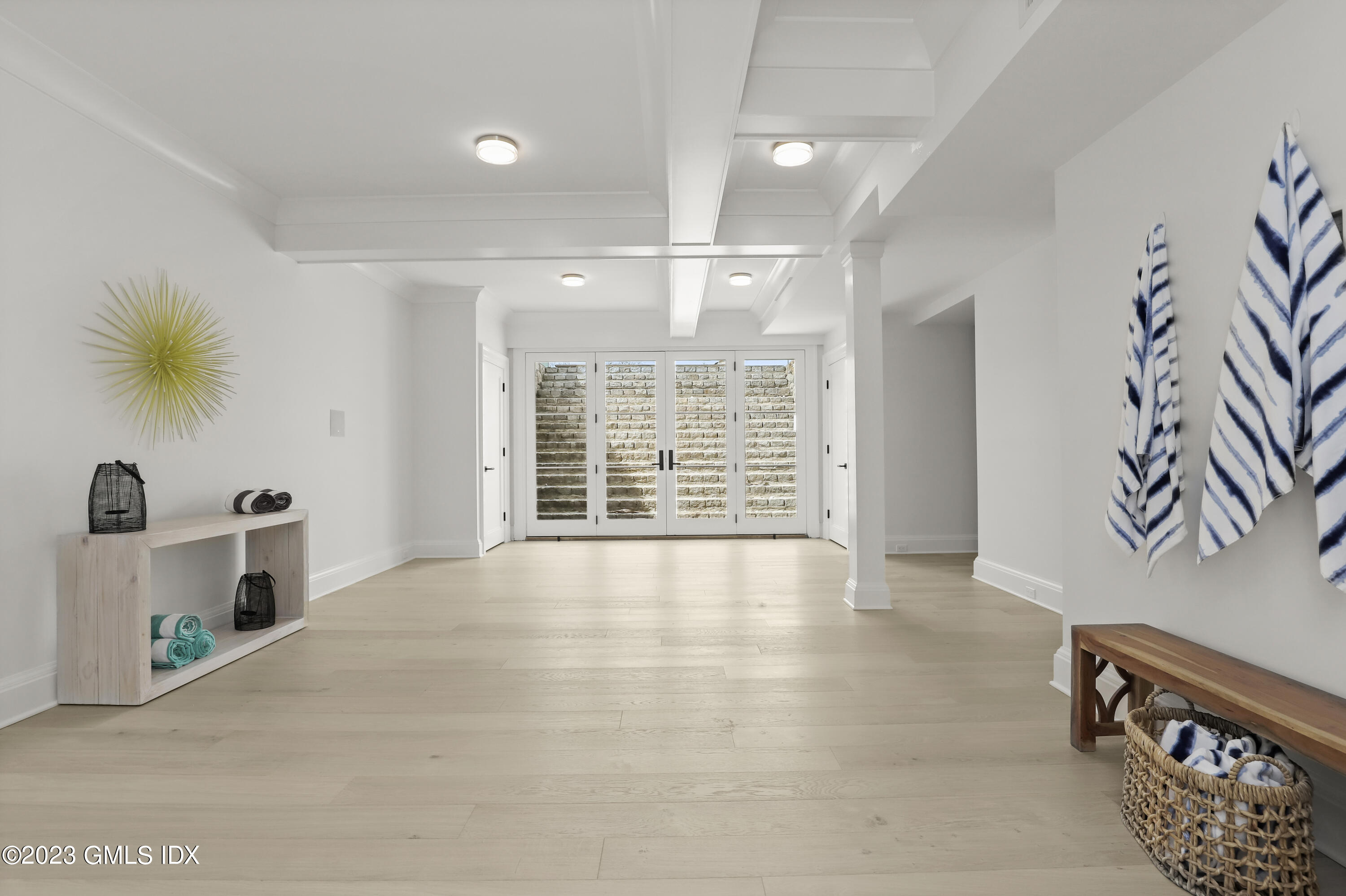 32 Meadowcroft Lane Greenwich, CT 06830 - Photo 37 of 43 a view of an empty room with a window