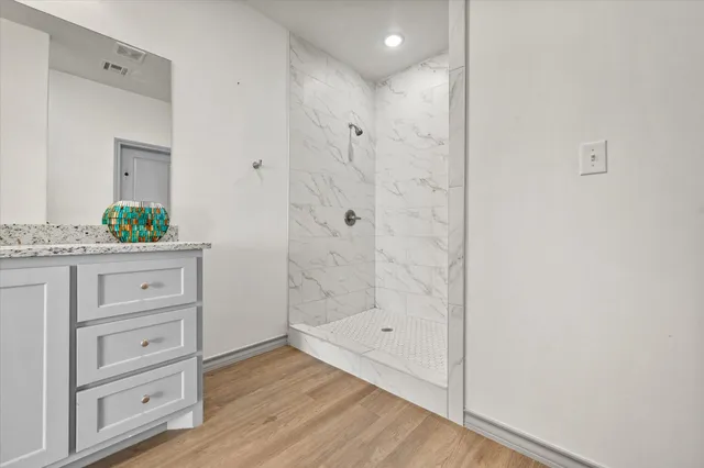 $324,900 | 1388 Redhead Road, Wilson, TX 79381