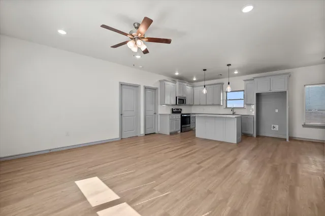 $324,900 | 1388 Redhead Road, Wilson, TX 79381