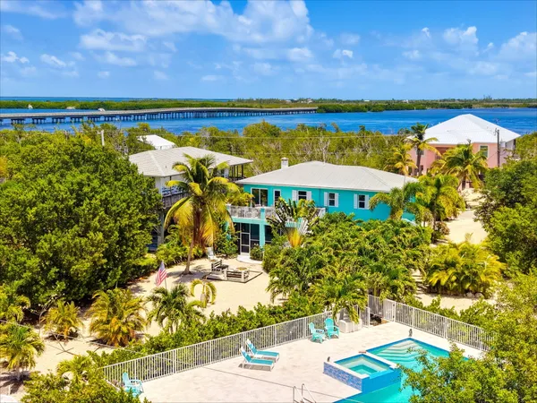 $1,199,000 | 1632 Bogie Drive, Big Pine Key, FL 33043