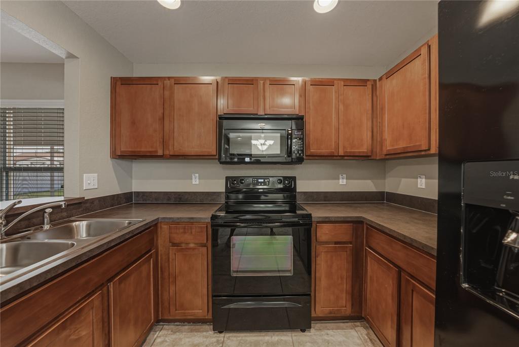 2940 Coach Lamp Road Mulberry, FL 33860 - Photo 6 of 43