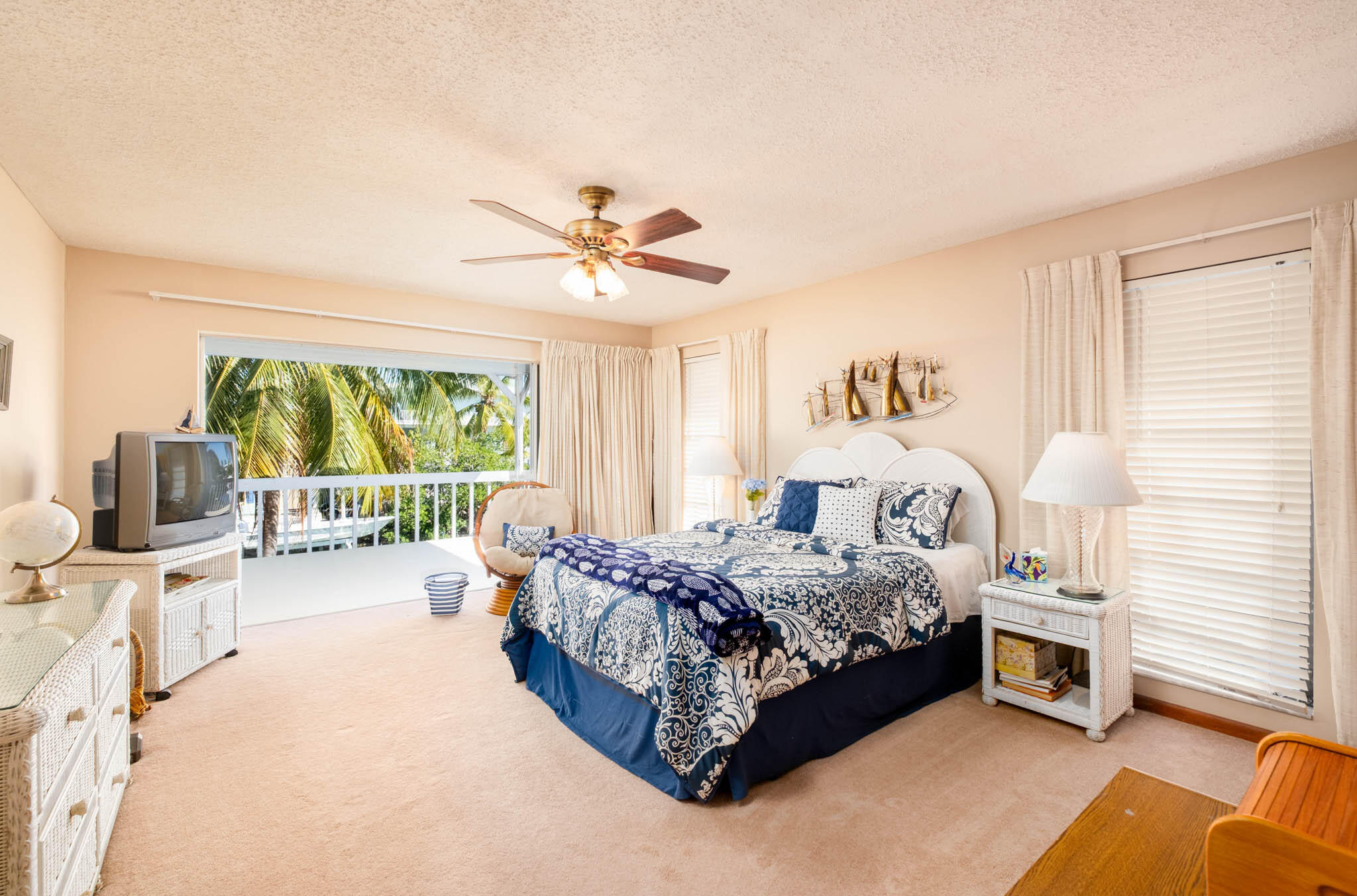 216 Sonny Road Tavernier, FL 33070 - Photo 22 of 49 a bed room with a bed and a tv