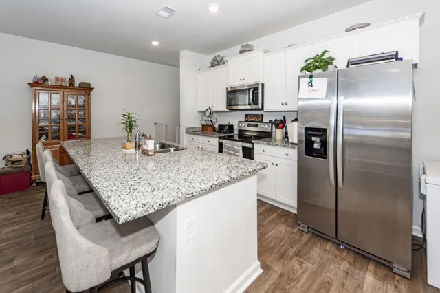 $429,000 | 414 Blue Elderberry Run, Moncks Corner, SC 29461