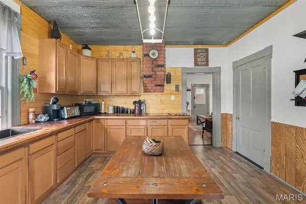 $250,000 | 32391 Case Road, Hermann, MO 65041