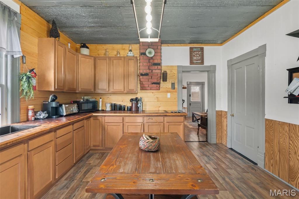 32391 Case Road Hermann, MO 65041 - Photo 12 of 38