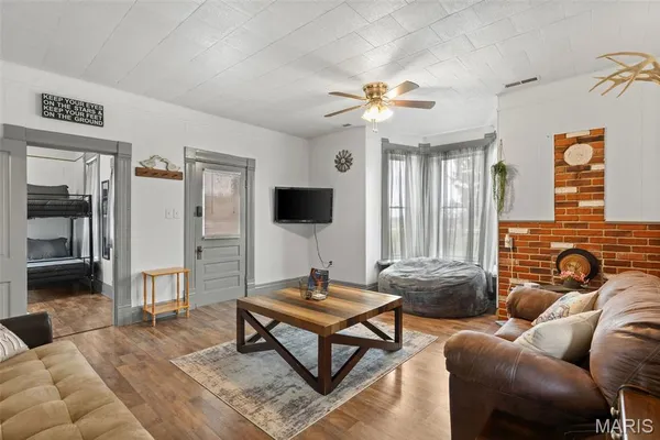 $250,000 | 32391 Case Road, Hermann, MO 65041