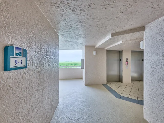 $5,500 | 5051 North Hwy A1A, Unit 93, Fort Pierce, FL 34949