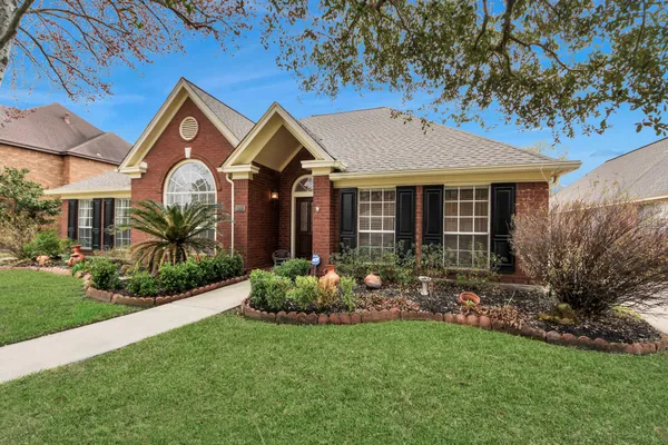 $390,000 | 13119 Walnut Lake Road, Houston, TX 77065