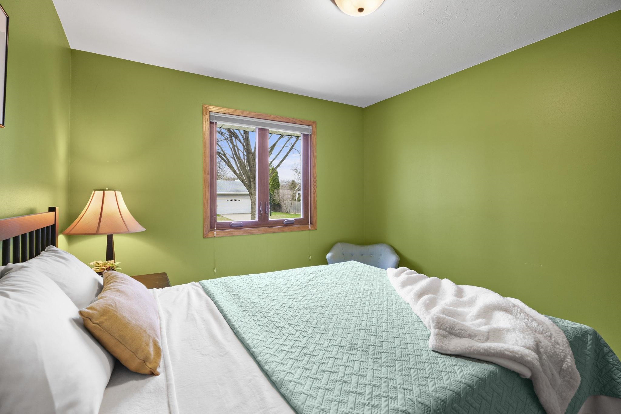 4225 Brown Madison, WI 53704 - Photo 11 of 33