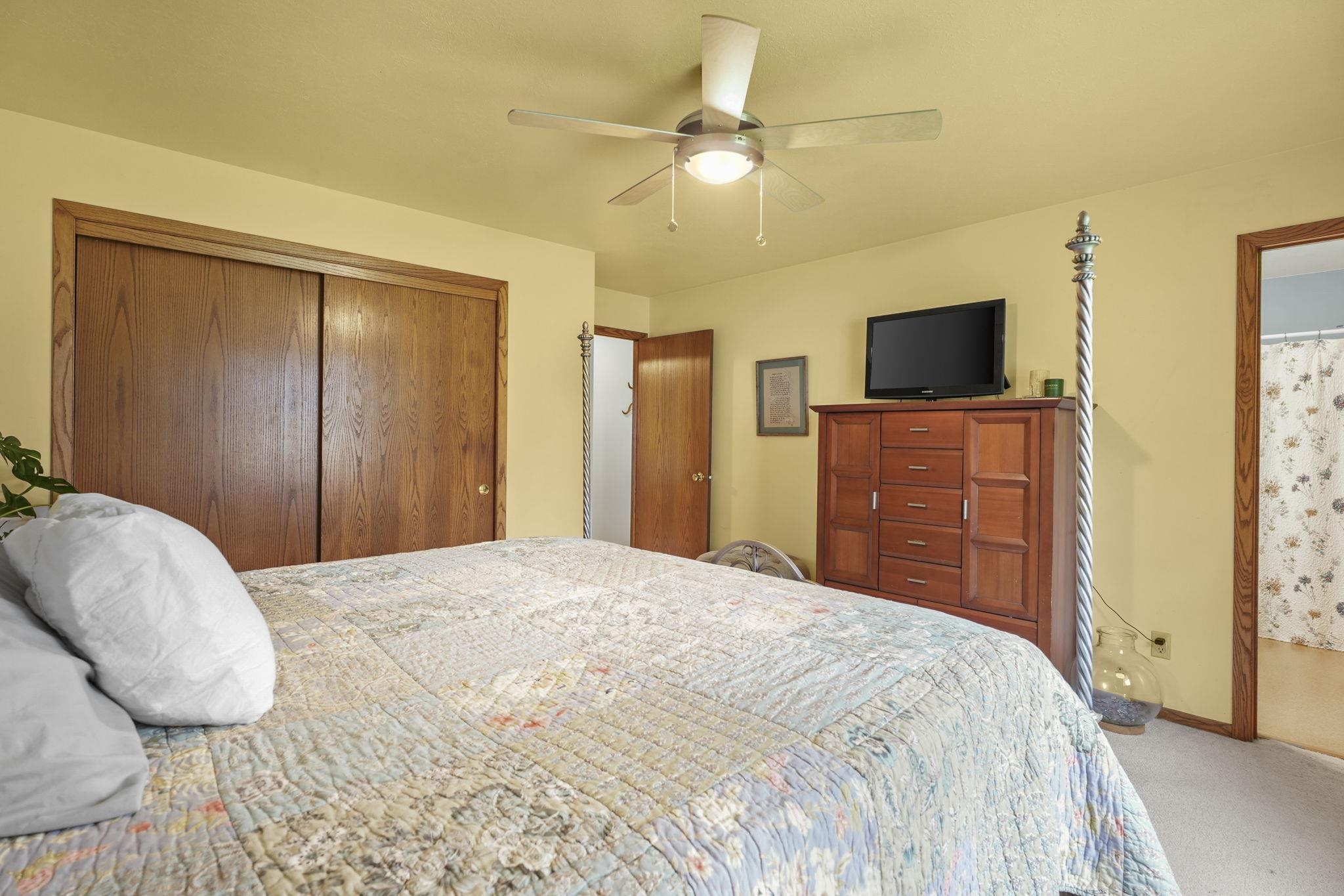 4225 Brown Madison, WI 53704 - Photo 16 of 33