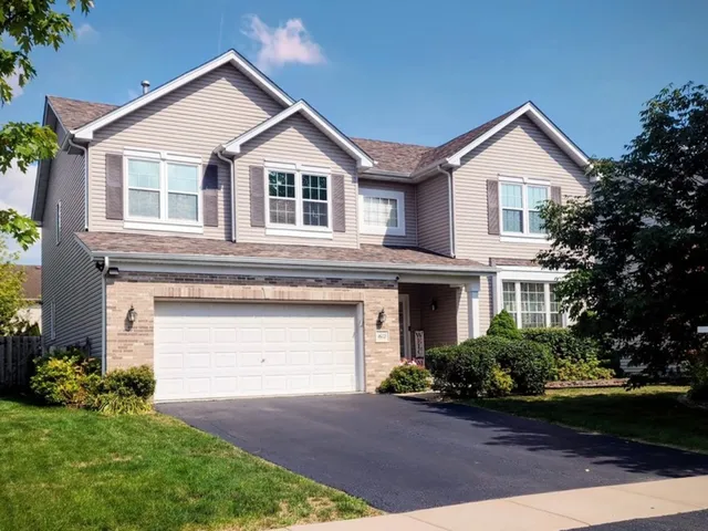 $475,000 | 1612 Whisper Glen Drive, Plainfield, IL 60586