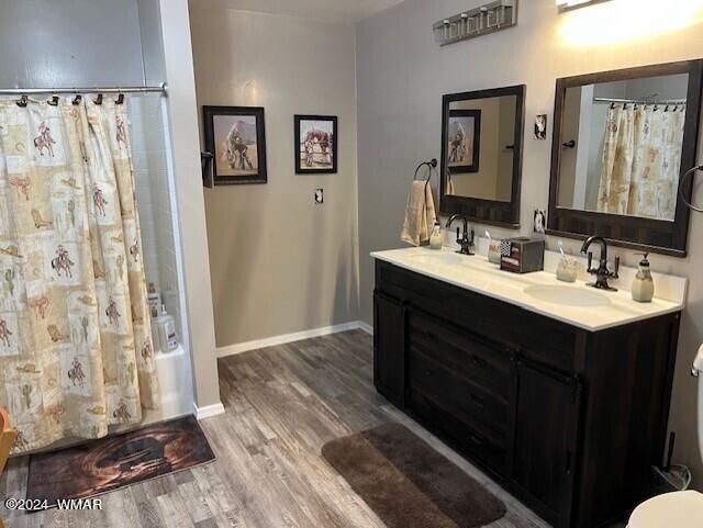 5661 Valley Road Snowflake, AZ 85937 - Photo 20 of 55 a bathroom with a sink and a mirror
