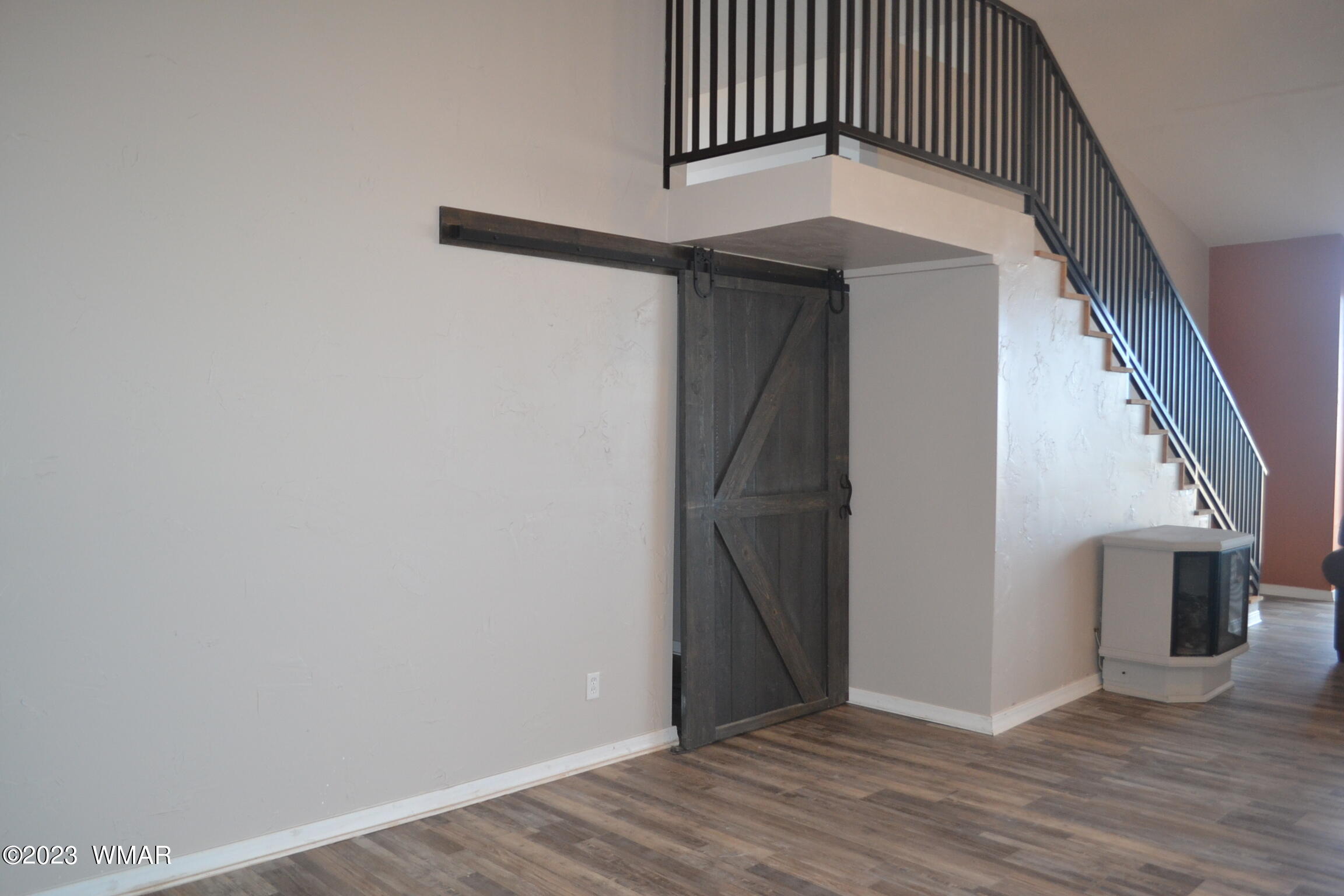5661 Valley Road Snowflake, AZ 85937 - Photo 28 of 55 an entryway door view with staircase