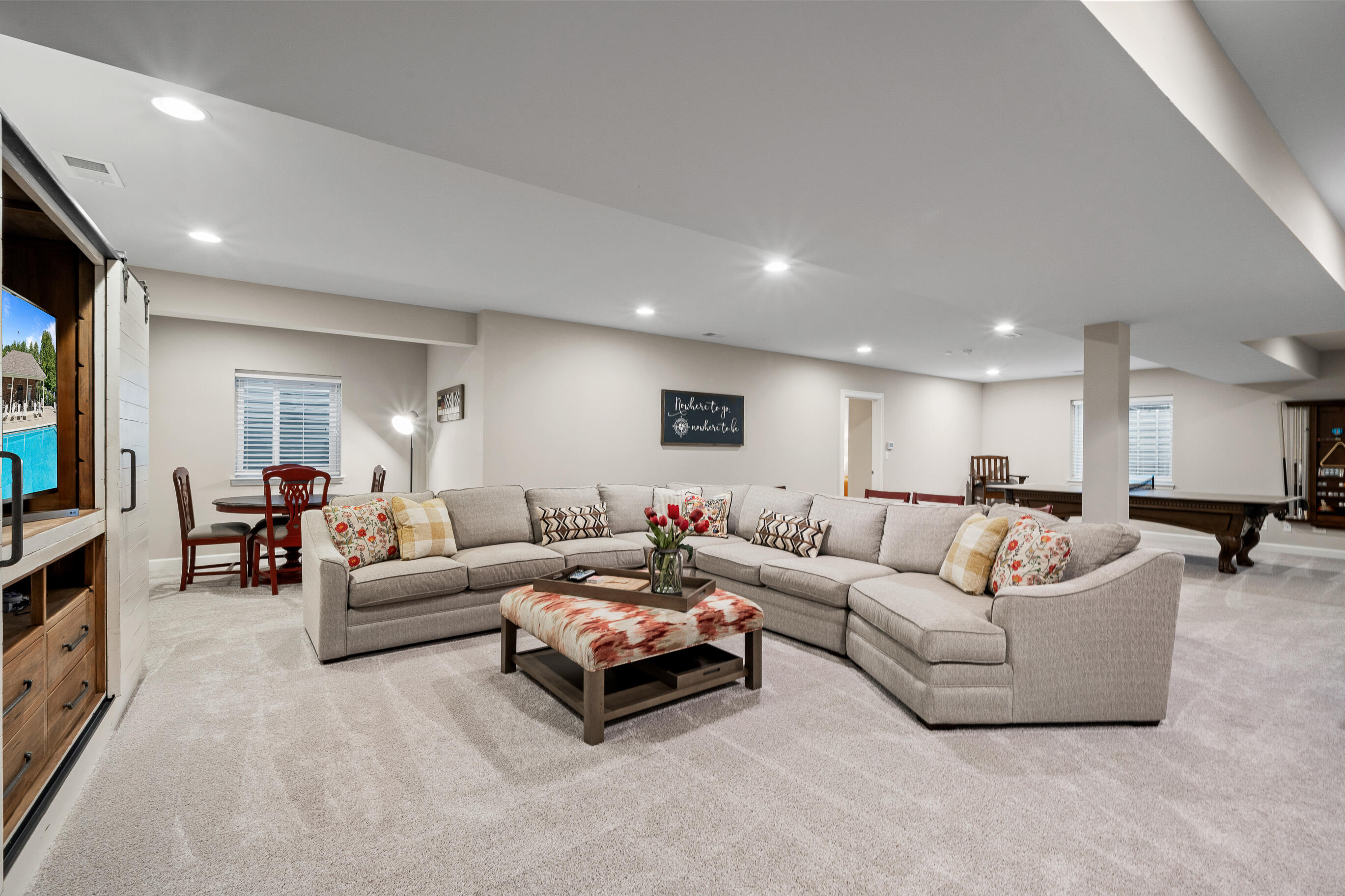 112 Lake Vista Circle Fontana, WI 53125 - Photo 24 of 48 Family Room