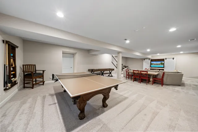 $995,000 | 112 Lake Vista Circle, Fontana, WI 53125