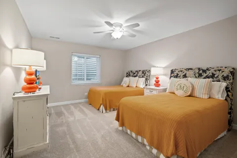 $995,000 | 112 Lake Vista Circle, Fontana, WI 53125