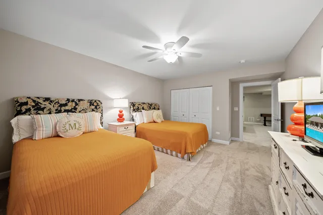 $995,000 | 112 Lake Vista Circle, Fontana, WI 53125