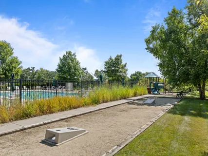 $995,000 | 112 Lake Vista Circle, Fontana, WI 53125