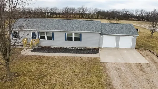 $360,000 | 526 Northwest 1421st Road, Holden, MO 64040