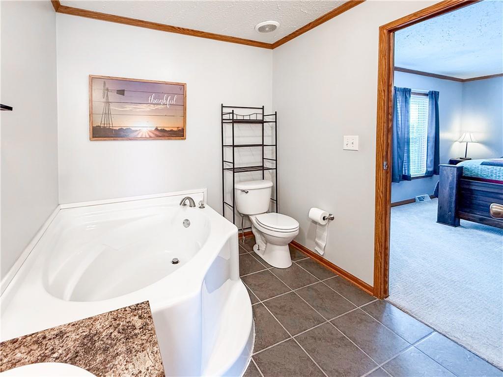 526 Northwest 1421st Road Holden, MO 64040 - Photo 16 of 23