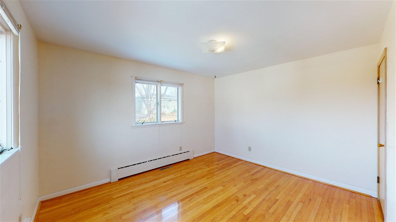 1818 Ridgeway Drive Iowa City, IA 52245 - Photo 16 of 39 Gallery Image 16