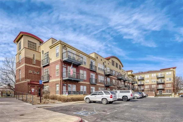 $419,981 | 10176 Park Meadows Drive, Unit 2109, Lone Tree, CO 80124