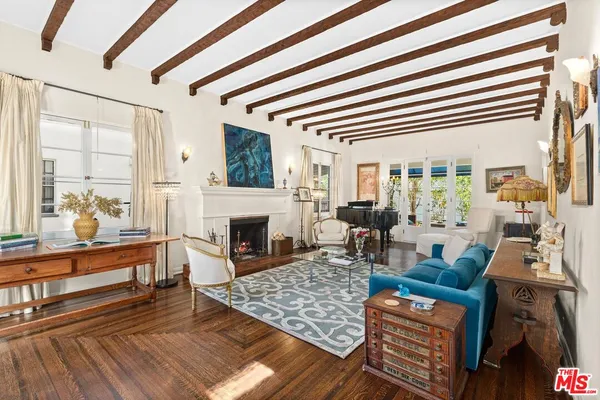 $13,700 | 537 North June Street, Los Angeles, CA 90004