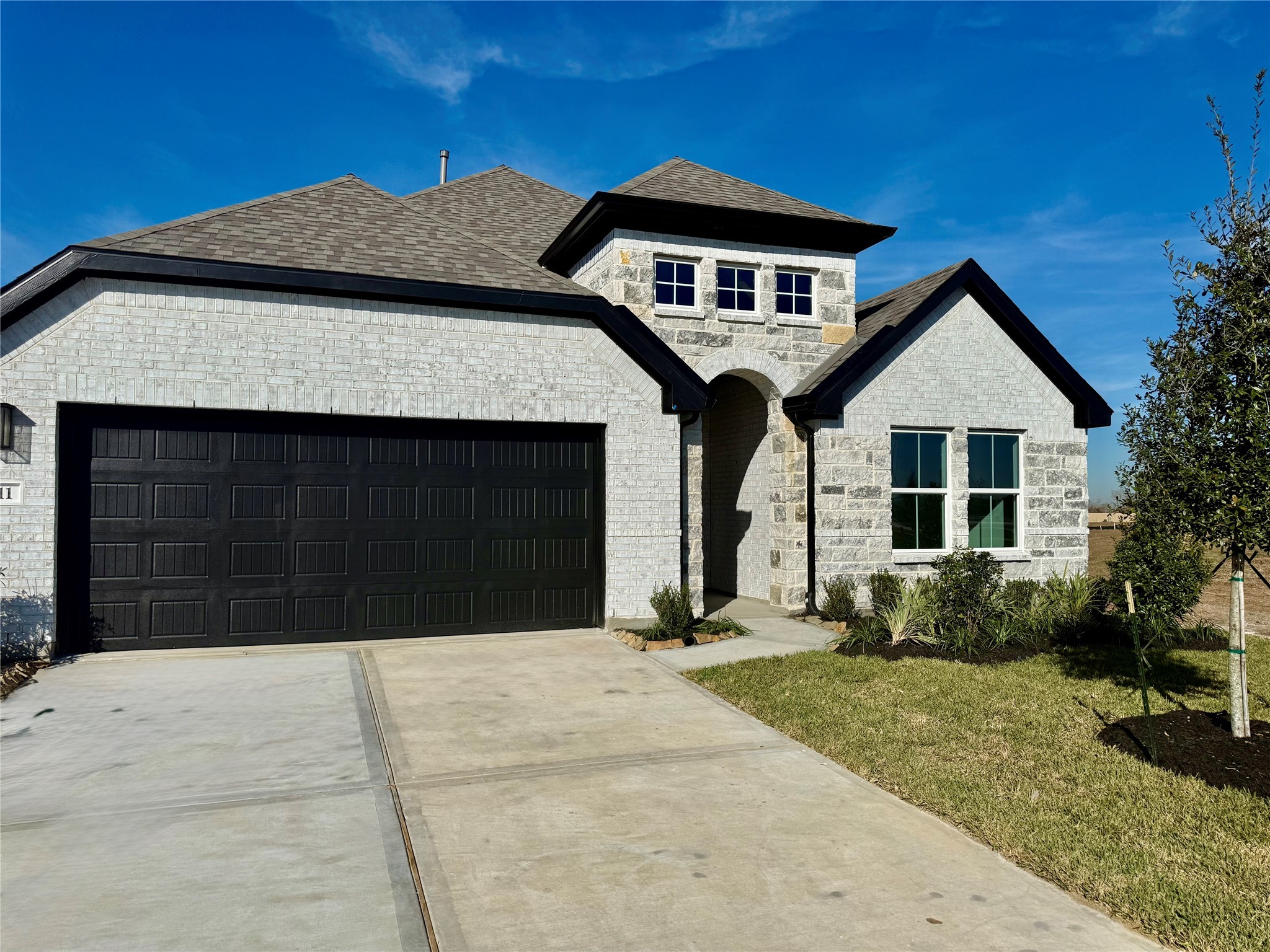 811 Evergreen Frst Lane Rosharon, TX 77583 - Photo 2 of 18