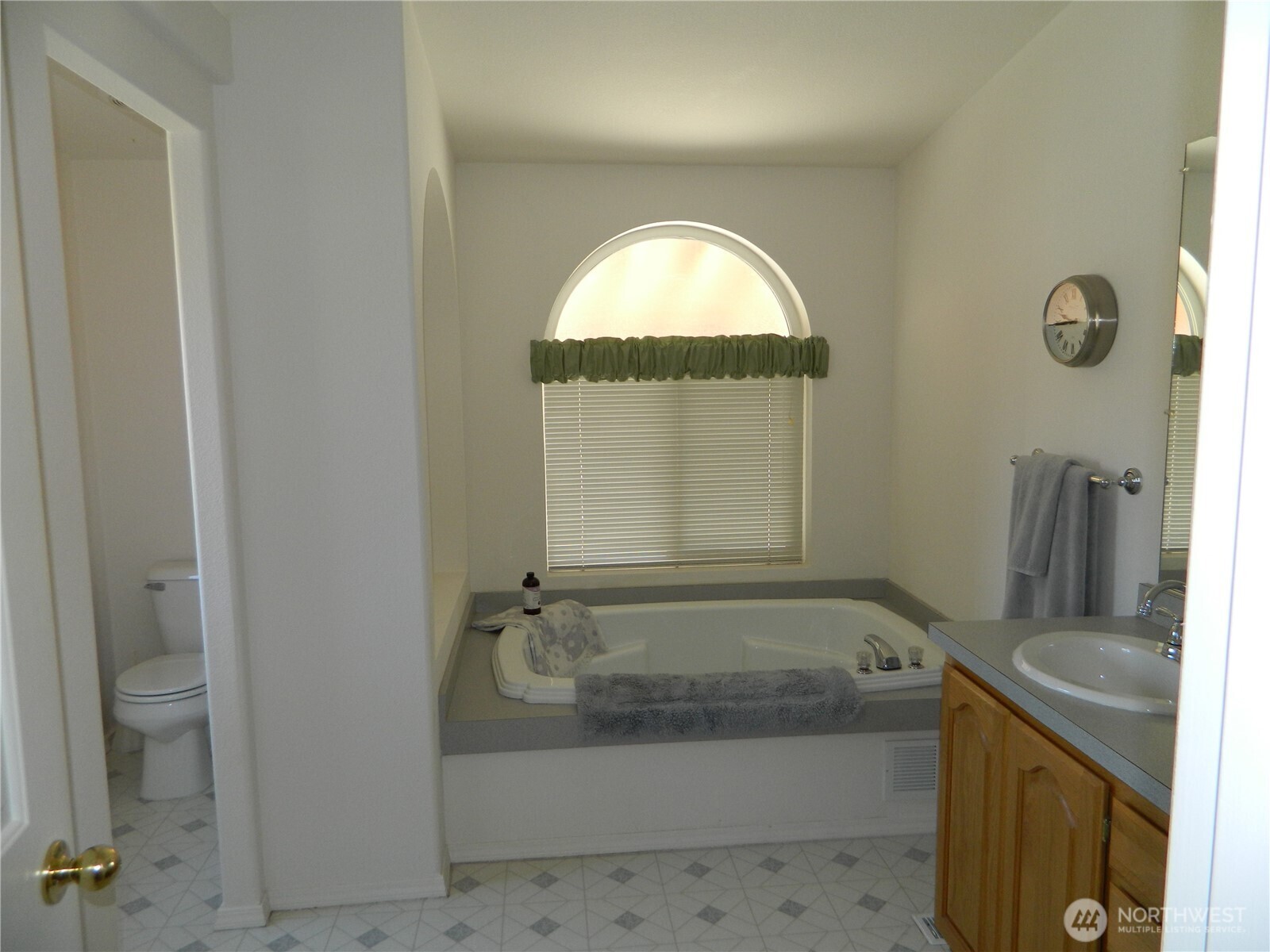 100 Summer Tonasket, WA 98855 - Photo 19 of 30