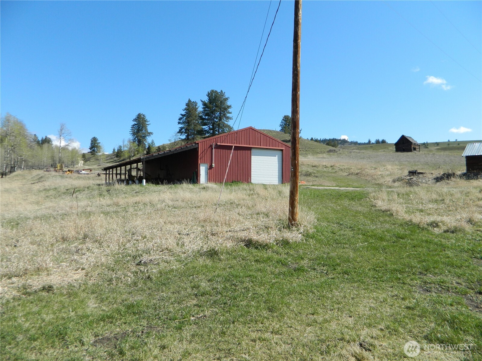 100 Summer Tonasket, WA 98855 - Photo 6 of 30