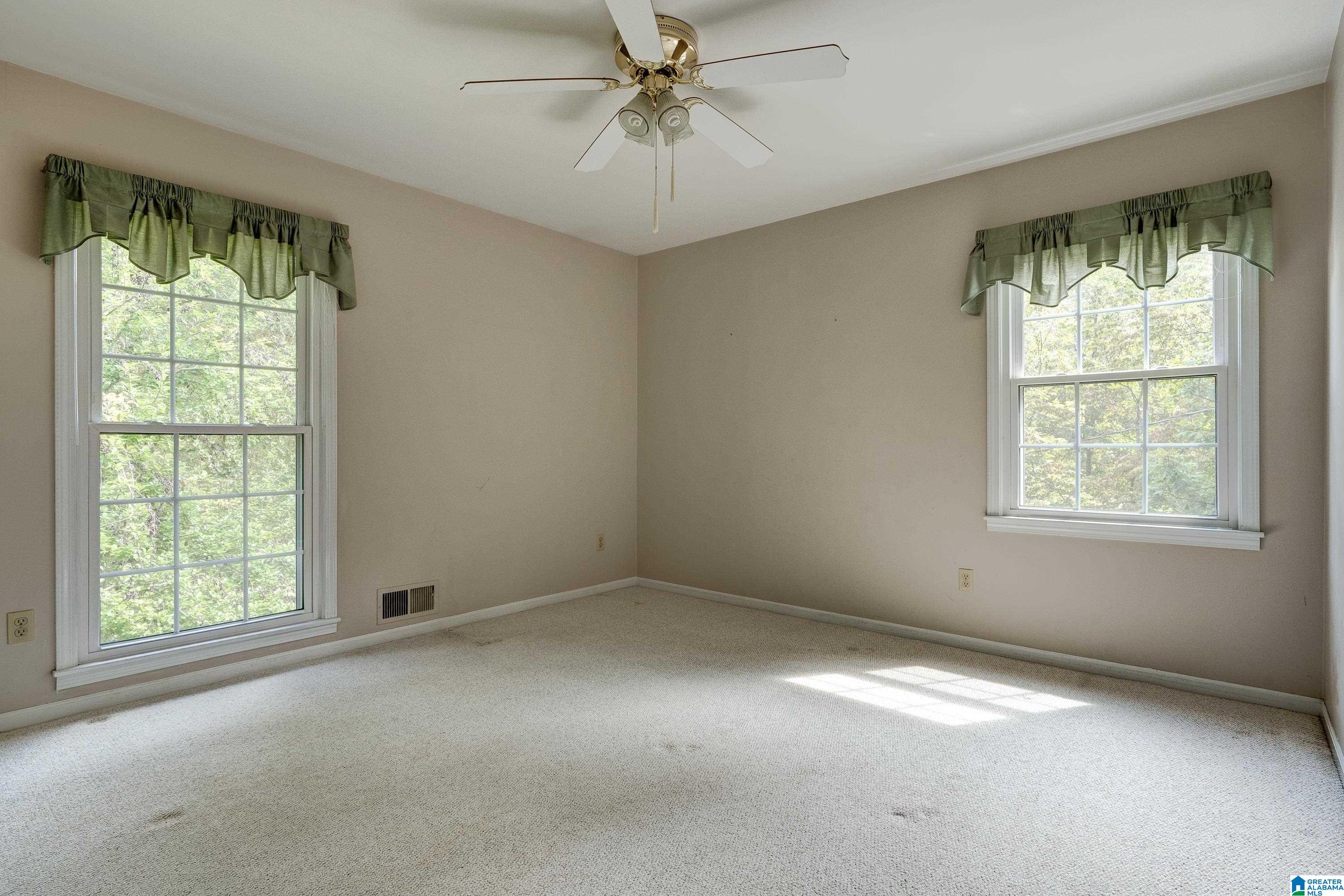 1822 Indian Hills Road Pelham, AL 35124 - Photo 26 of 40