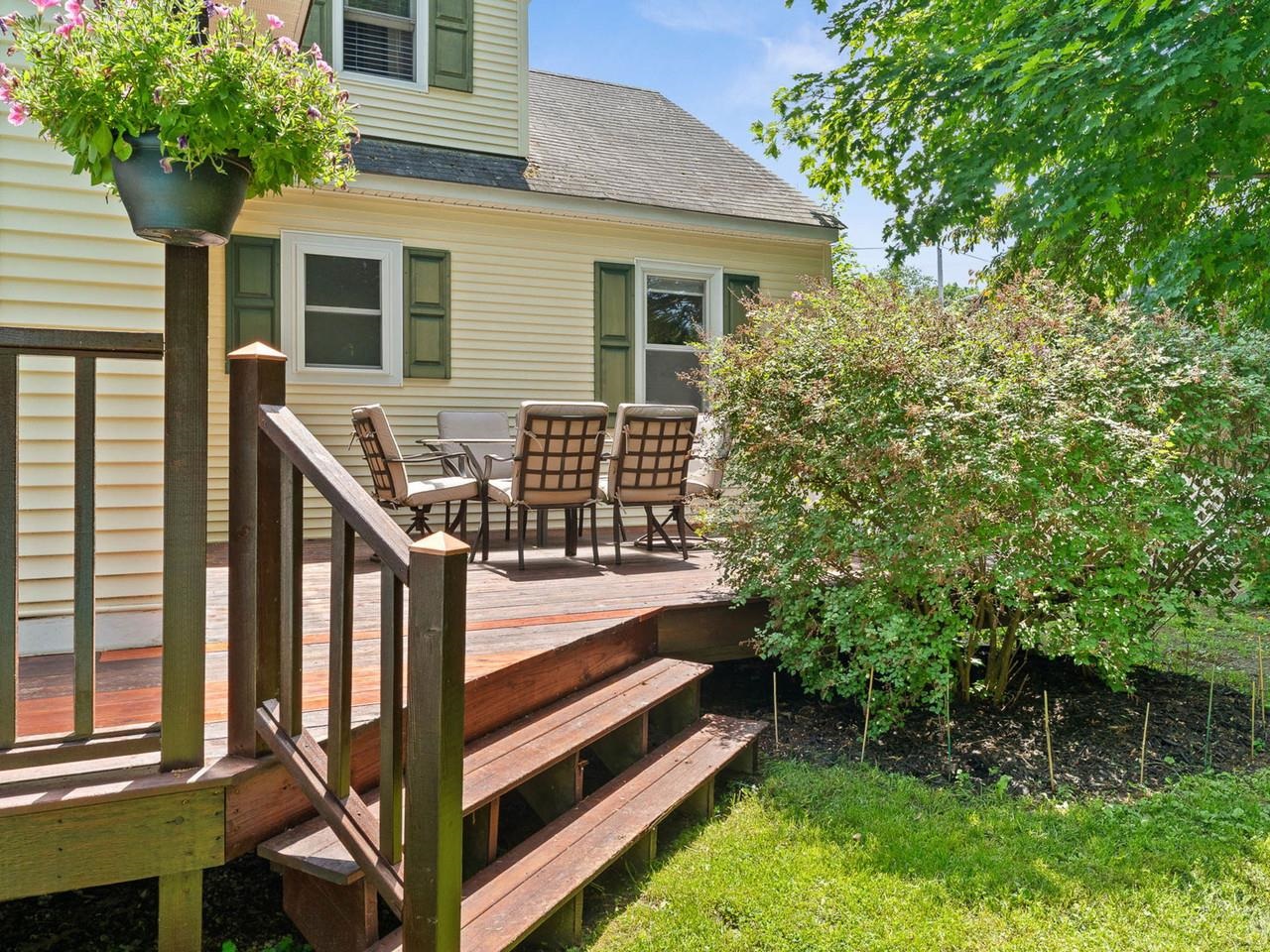 156 Woodlawn Road Burlington, VT 05408 - Photo 36 of 43
