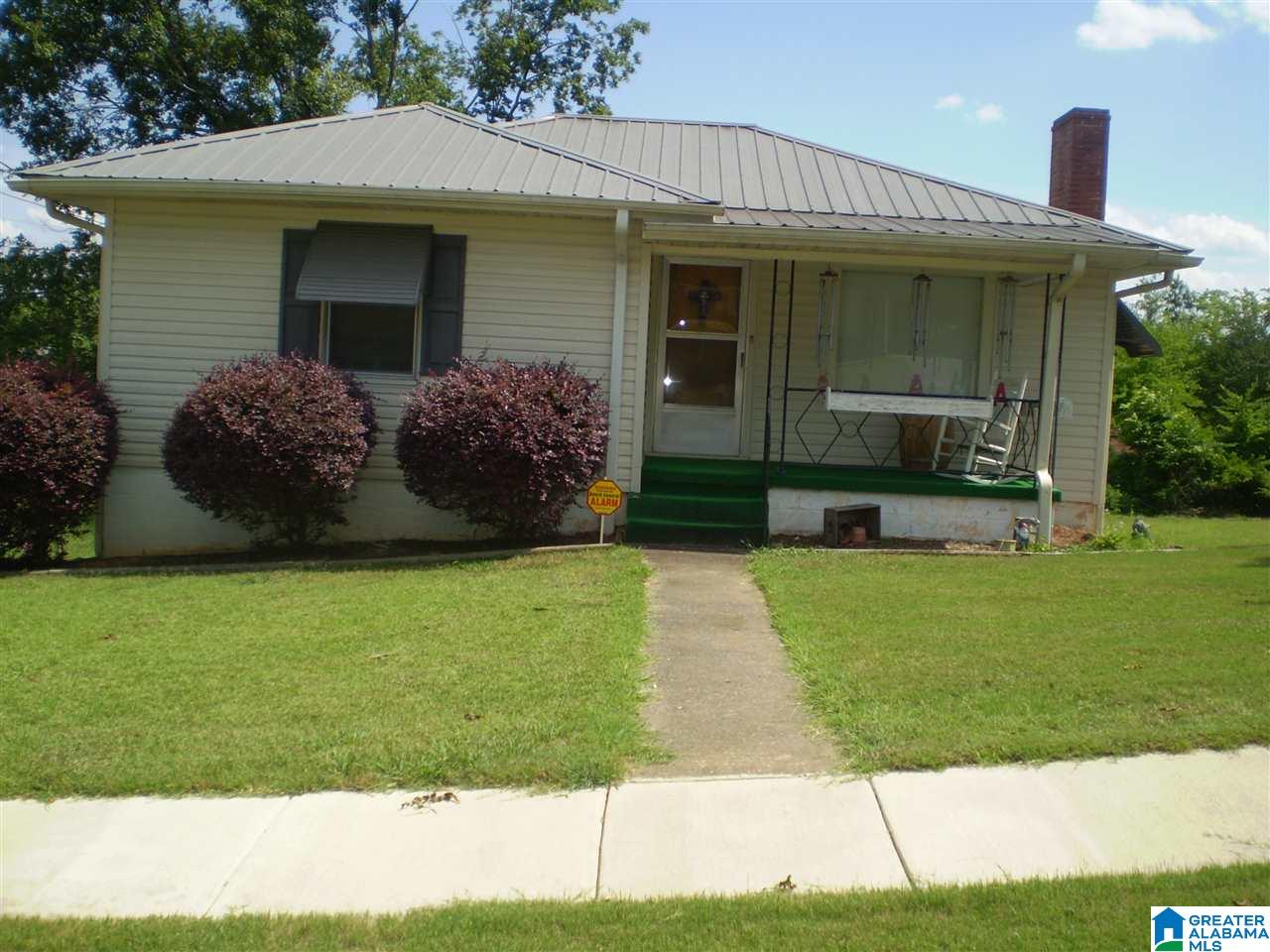 424 Alice Street Southwest Bessemer, AL 35022 - Photo 1 of 16