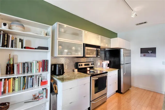 $225,000 | 1111 South Akard Street, Unit 303, Dallas, TX 75215