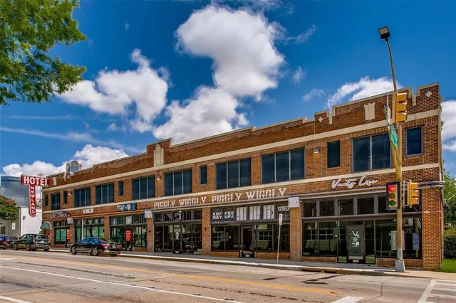 $225,000 | 1111 South Akard Street, Unit 303, Dallas, TX 75215