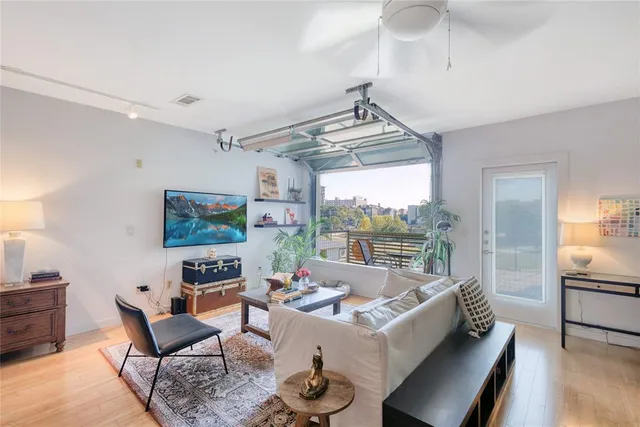 $225,000 | 1111 South Akard Street, Unit 303, Dallas, TX 75215