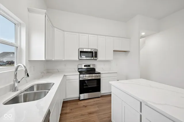 $379,995 | 8149 Camellia Lane, Pendleton, IN 46064