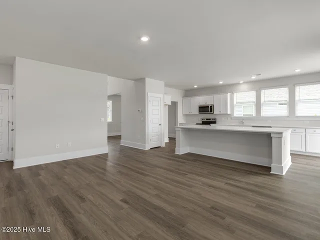 $401,740 | 238 Surfside Lndg Boulevard, Unit LOT 44, Hubert, NC 28539