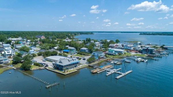 $403,740 | 238 Surfside Lndg Boulevard, Unit LOT 44, Hubert, NC 28539