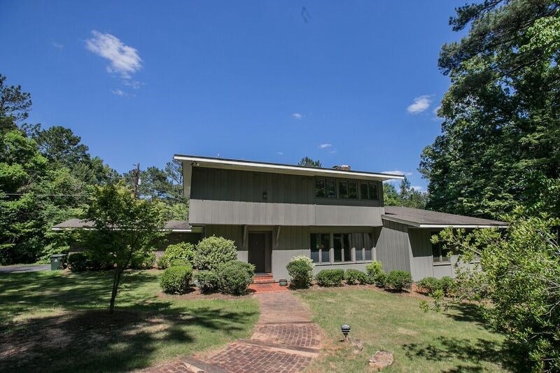 2041 Country Squire Road Auburn, AL 36830 - Photo 2 of 34 Gallery Image 2