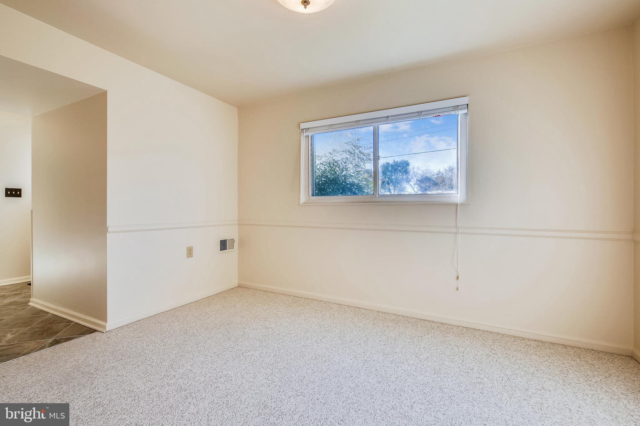 12901 Neola Road Silver Spring, MD 20906 - Photo 15 of 32 Bedroom