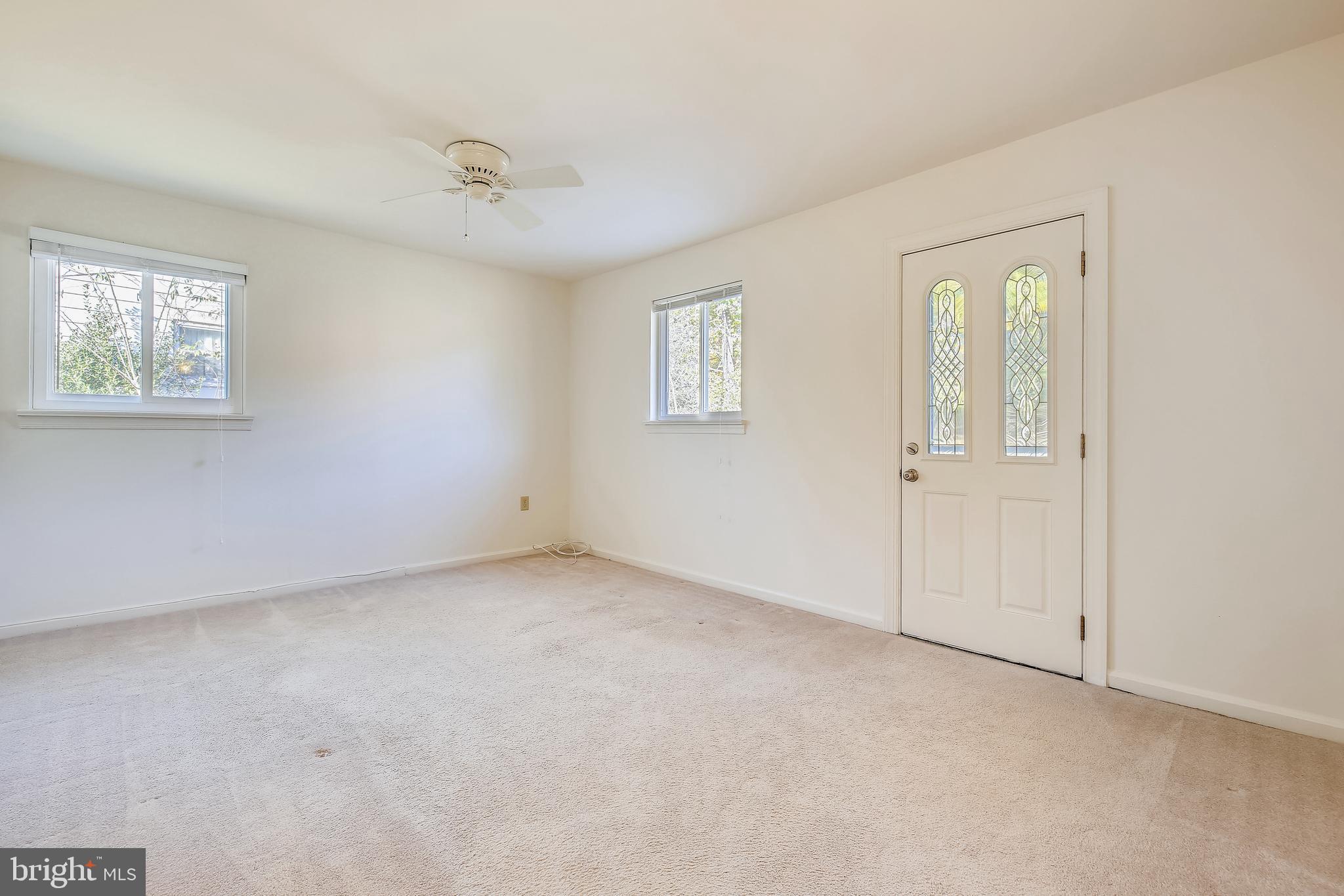 12901 Neola Road Silver Spring, MD 20906 - Photo 20 of 32 Bedroom with entrance to balcony