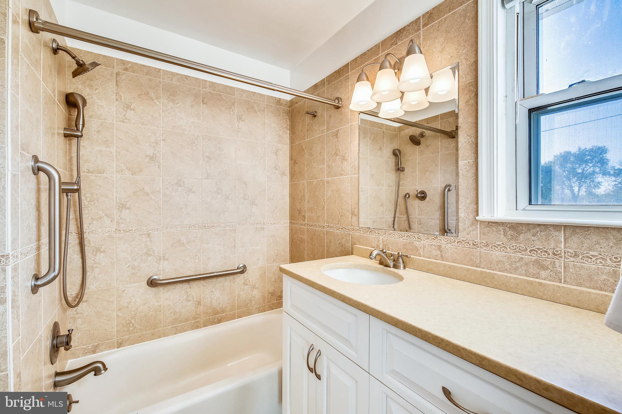 12901 Neola Road Silver Spring, MD 20906 - Photo 21 of 32 Bath