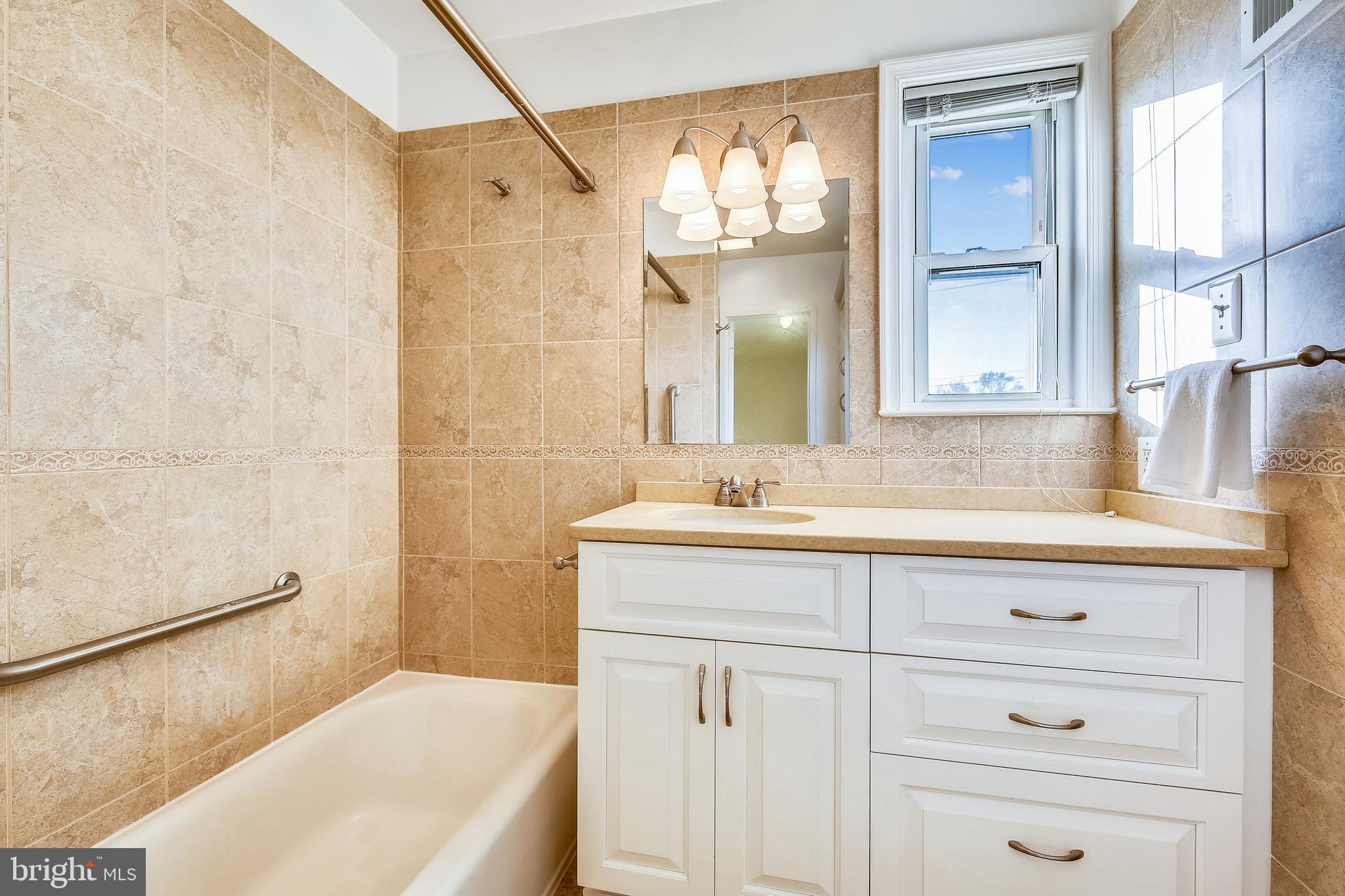 12901 Neola Road Silver Spring, MD 20906 - Photo 22 of 32 Bath