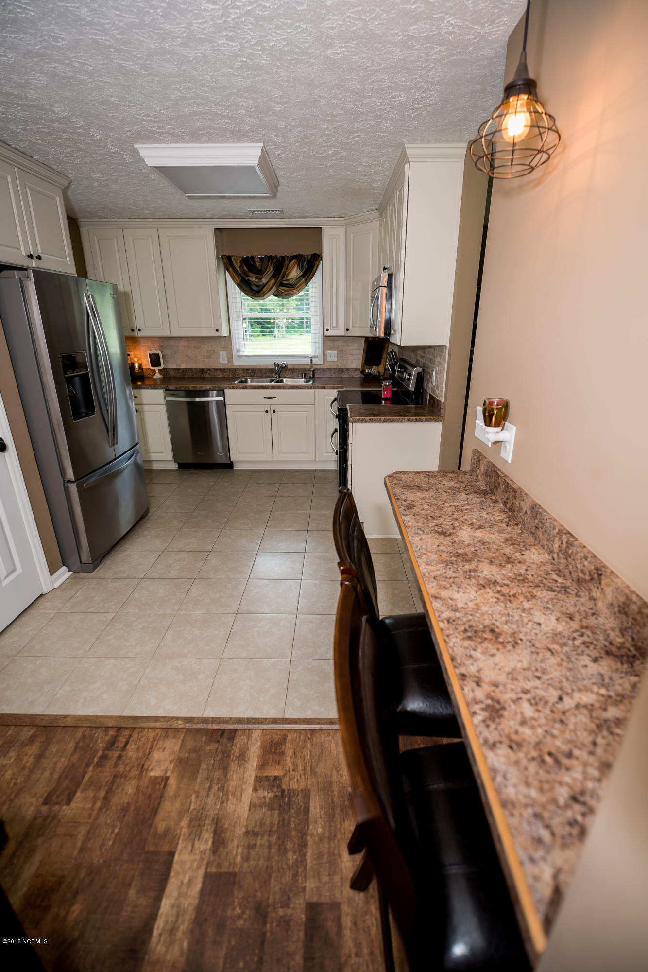 211 Fort Road New Bern, NC 28560 - Photo 11 of 35 View to Kitchen
