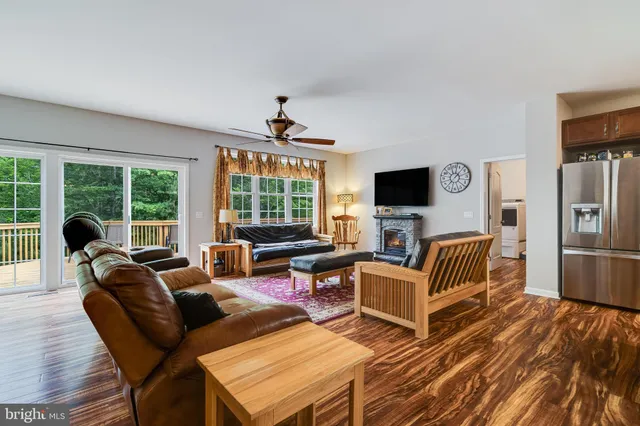 a bath room with a sink and a mirror