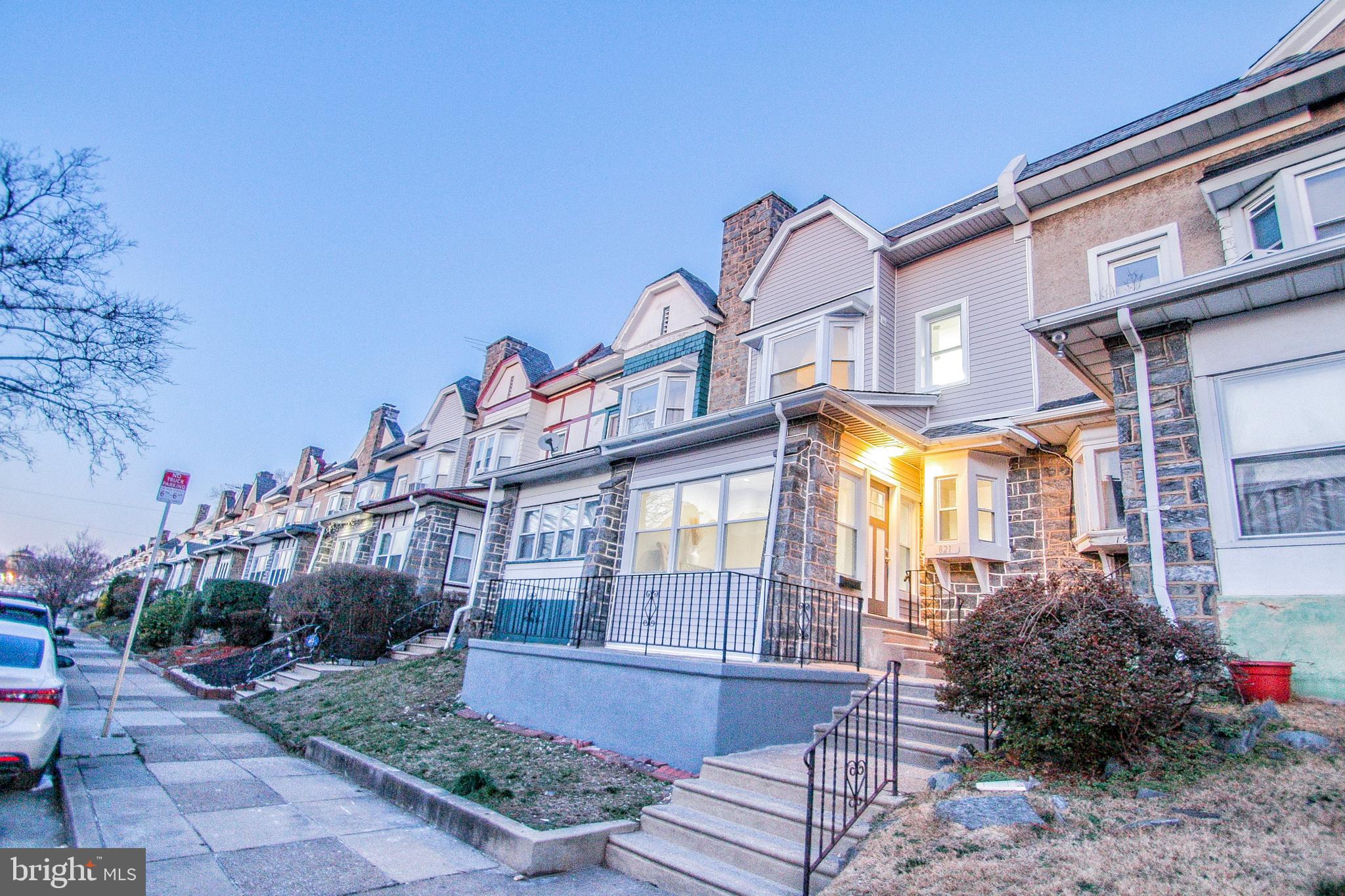 821 Marlyn Road Philadelphia, PA 19151 - Photo 4 of 55