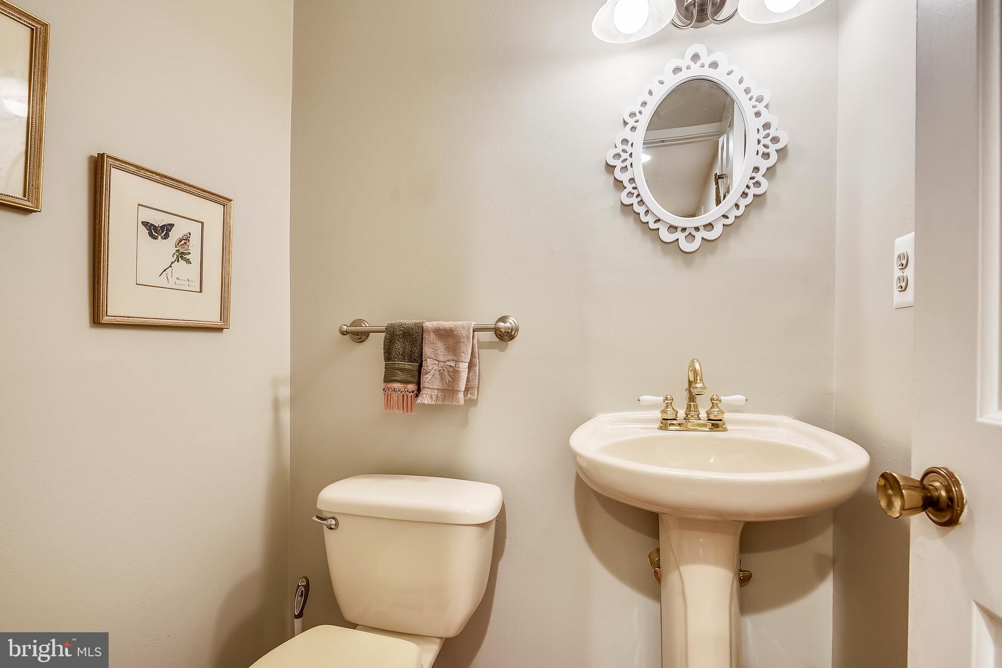 624 Shore Acres Road Arnold, MD 21012 - Photo 19 of 60 there is a main level Powder Room