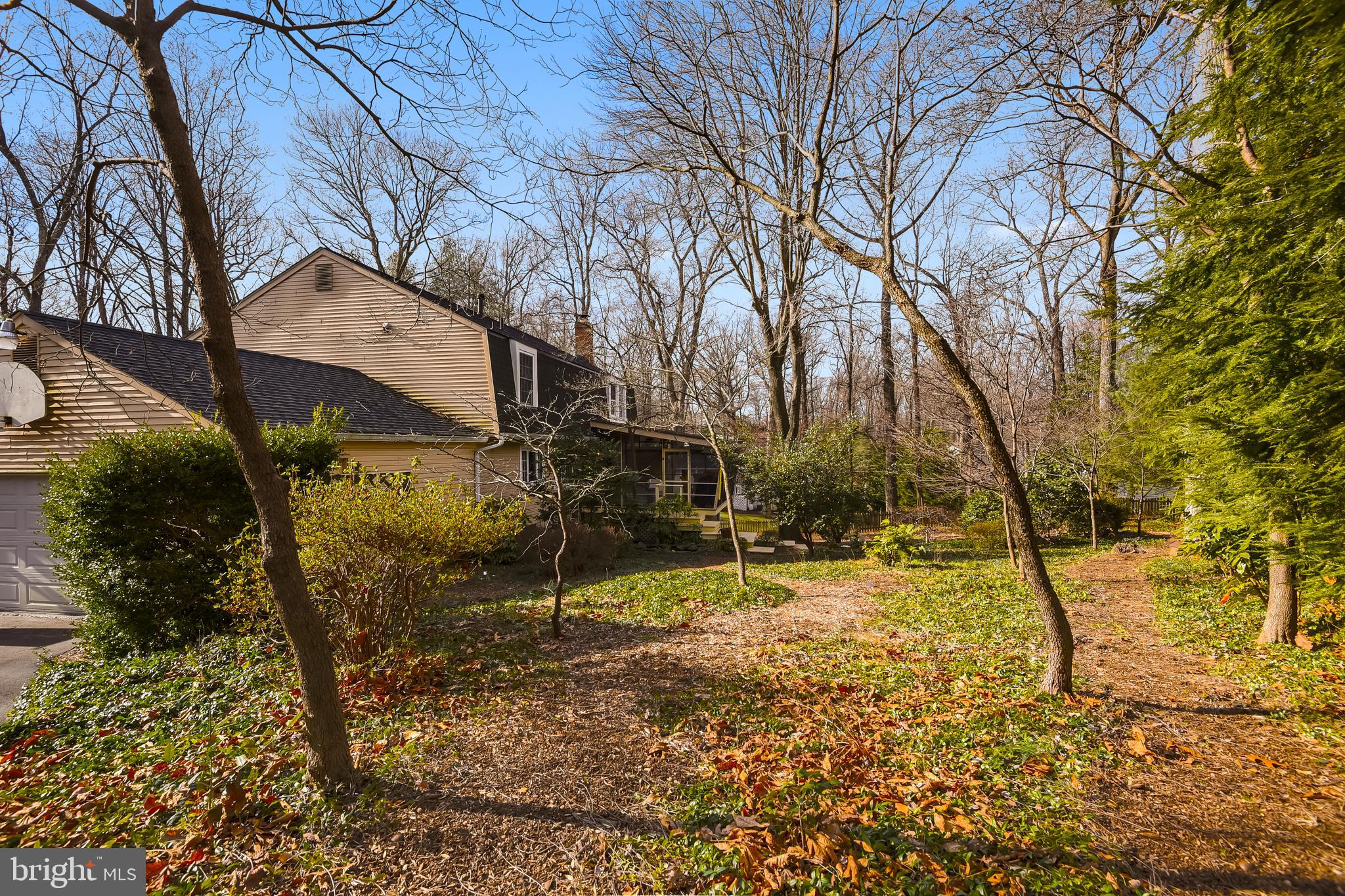 624 Shore Acres Road Arnold, MD 21012 - Photo 39 of 60 Private back yard